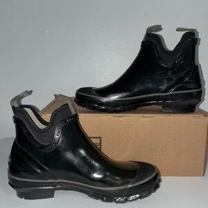 Bogs Harper Solid Pull-On Rain Boots Size 8